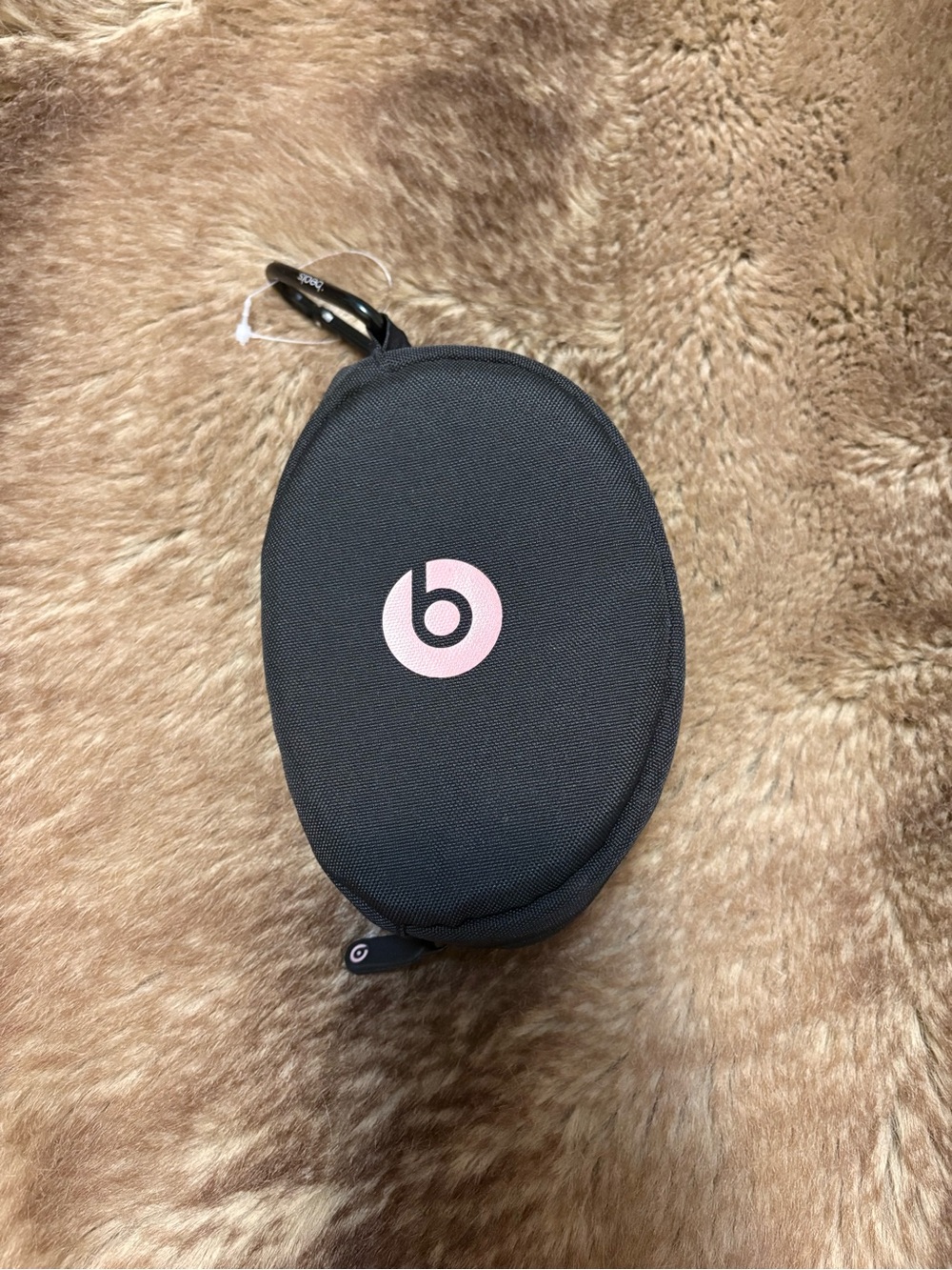 Beats by Dre Black Earbud Carrying Case with Pink Logo